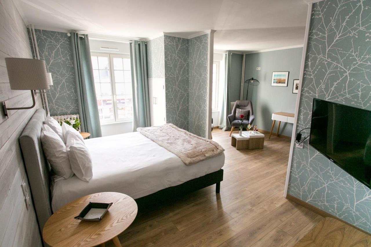Le Cotentin Appart'Hotels & Restaurant Le Cot' Portbail Exteriér fotografie