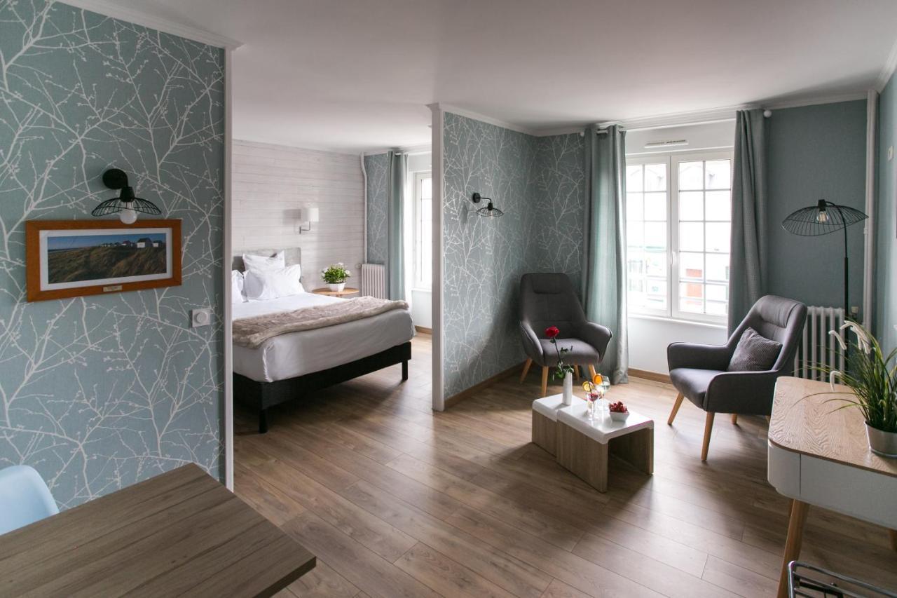 Le Cotentin Appart'Hotels & Restaurant Le Cot' Portbail Exteriér fotografie